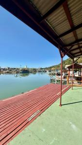 Casa com vista para o Canal da Barra da Lagoa