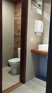 APARTAMENTO na VILA da PRAIA do FORTE em CONDOMÍNIO