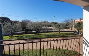 Amazing Apartment In Vabriga With Wifi