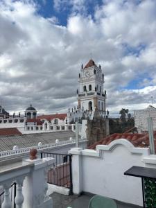 Distrito Hostal Y Gatro bar