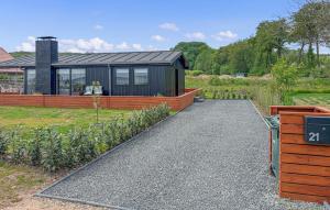 3 Bedroom Amazing Home In Sjølund