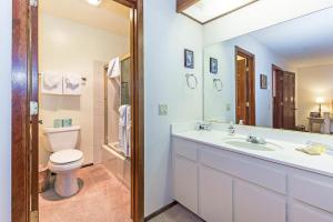 Winterset #18 Shared Pool & Near Skiing