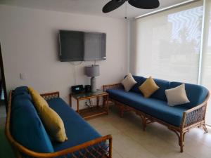 Condominio a pie de playa-Ixtapa