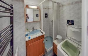 Amazing Apartment In La Londe Les Maures