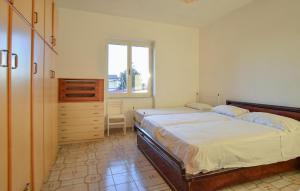 Amazing Apartment In Santa Maria Di Castell