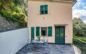 Awesome Apartment In Bogliasco With Wifi