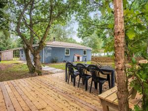 8 person holiday home in Ørsted-By Traum