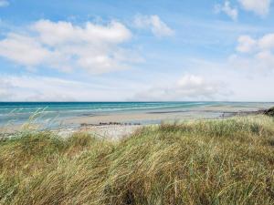 8 person holiday home in Glesborg