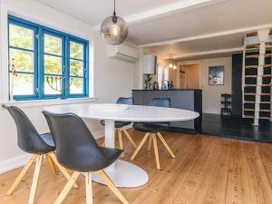 6 person holiday home in Rude