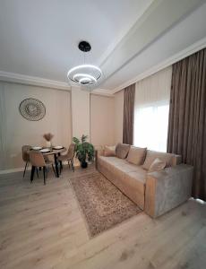 Sky Towers Apartment