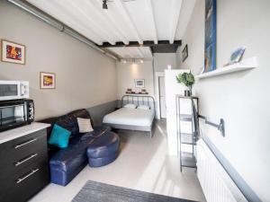 Apartment with a view of alpacas