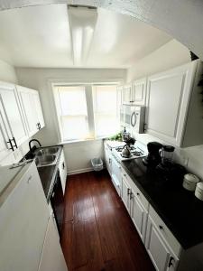 (53.1S) Forest Park, The Zoo, and much more