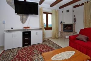 Family friendly house with a swimming pool Dolenja Vas, Central Istria - Sredisnja Istra - 24521