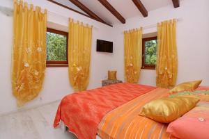 Family friendly house with a swimming pool Dolenja Vas, Central Istria - Sredisnja Istra - 24521