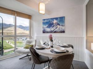 Appartement central aux pieds des pistes à Val Thorens - FR-1-640-82