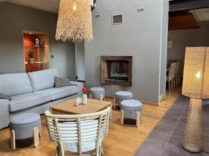 Gîte spacieux à Montbeugny, 14 pers., animaux acceptés - FR-1-489-593