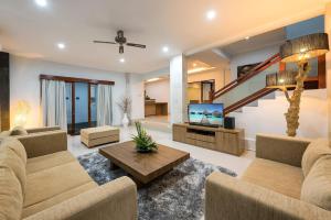 5 Reviews, Huge Savings Best Locale In Seminyak - 4hvězdičkové hotely ve městě Badung