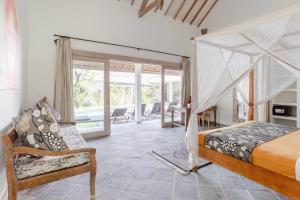 Five Star Reviews, Airbnb Plus, Awesome Location