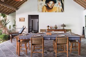 Five Star Reviews, Airbnb Plus, Awesome Location