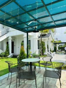 Biệt thự Đế Liên nguyên căn 2 tầng- Vườn Vua Resort Phú Thọ