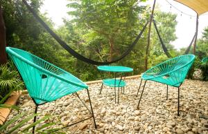 2 Bedroom Loft, Kitchen, Garden