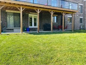 Ritas Kunjo - 2BR, 3BD, 2WR, Full Ktchn, Living