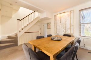 Elephant & Oxpecker 2 Bedrooms in Fulham