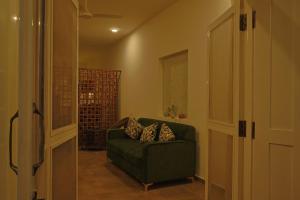 Hibiscus By Tara Suites