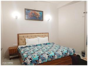 Hotel !! Anand - Palace Near Banaras Railway Station - Offers Budget Rooms With Wi-fi Facility - A Comfort Stay Guest House In Varanasi