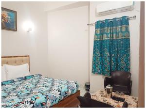 Hotel !! Anand - Palace Near Banaras Railway Station - Offers Budget Rooms With Wi-fi Facility - A Comfort Stay Guest House In Varanasi