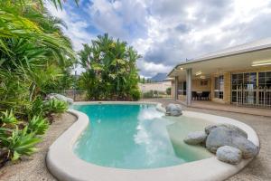 Gateway to Port Douglas Daintree