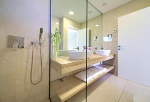 Villa LUMINOSA with outdoor and indoor pool and sauna