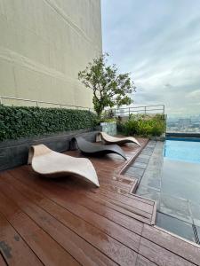 Tahanan Studio at Salcedo Skysuites