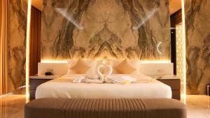 Anukula Villa, A Luxury 4-BR Private Pool Villa in Kemenuh Ubud