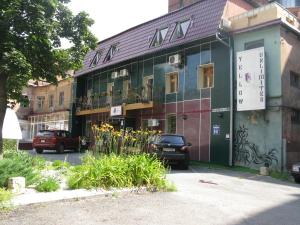 YELLOW UNLIMITED HOTEL 4