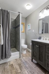 Rennie Lake Hideaway Cottage