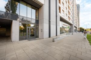 Wola Grzybowska Lavish Apartment by BookingHost