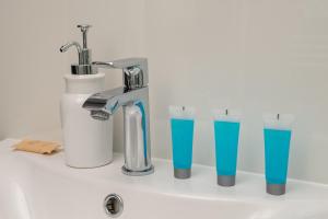 Wola Grzybowska Lavish Apartment by BookingHost