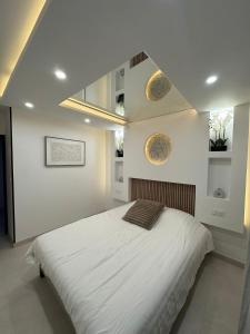 Au Clair de Lune Luxury and modernity