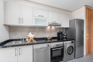 Luxury Apartment Perles dAgdal, Facing Agdal Station