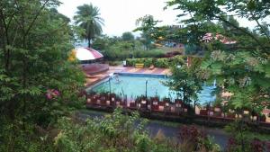 Murlee Pure Veg Resort