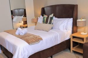 Brown, Warm and Cozy, Menlyn Maine Residences 926