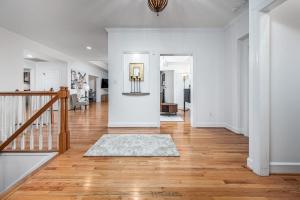 The Clubhouse Hideaway Upper