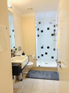 Amazing 2 Bedroom Apartment at Mandela Rhodes Place, Cape Town CBD