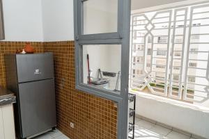 Spacious and colorful apartment close to MahajRiad