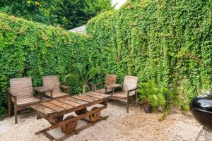 Casa Maya Villa with Private Pool Bar and Parking Merida