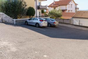 Sea Breeze Apartments