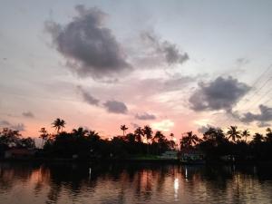 Romel mahal waterfront homestay