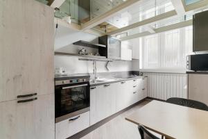 GuestHost - Comfortable Loft Apartment Città Studi