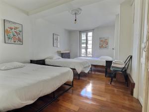 Jacquemart Hypercentre